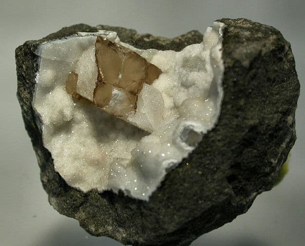 Apophyllite Druzy Quartz