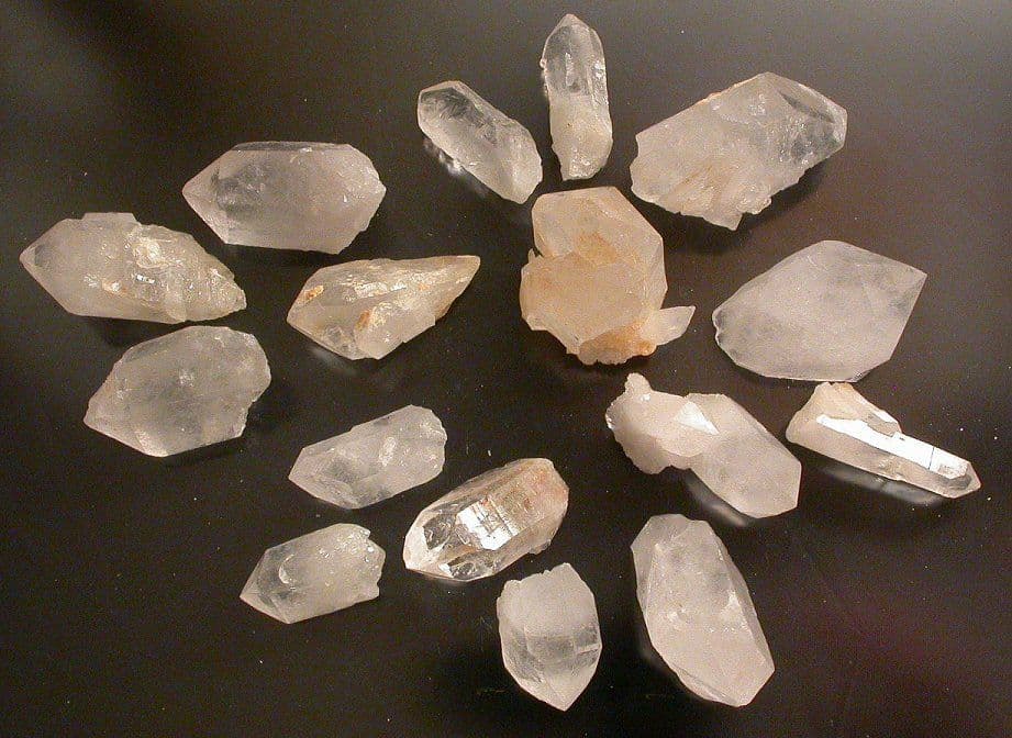 Crystal-layout-sets Quartz