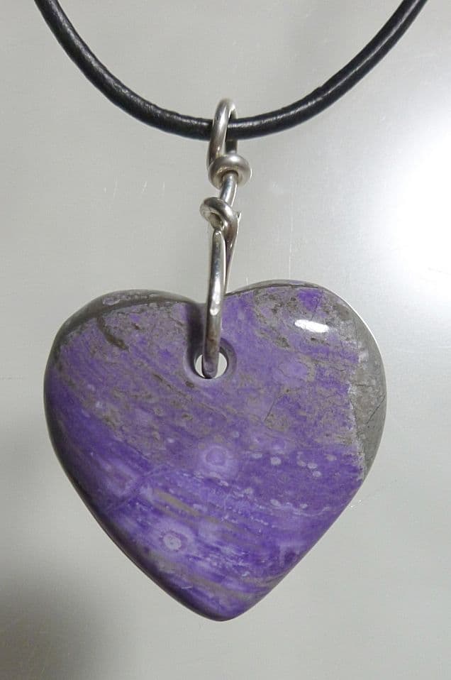 Valentines-day-gifts Sugilite